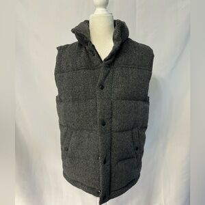 American Eagle Puffer Vest, herringbone Fabric Outer. Down & Feather Insulated.